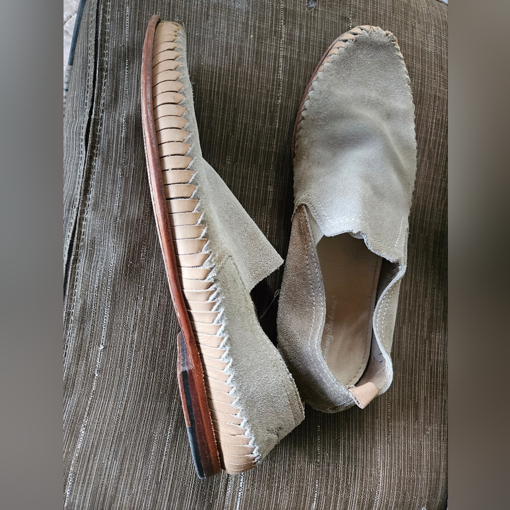 Mens shoes
